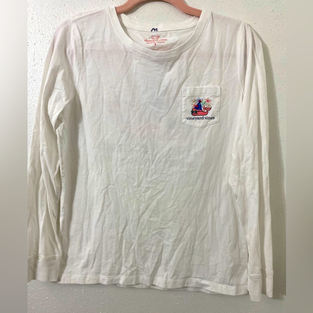 Vineyard and Vines long sleeve shirt